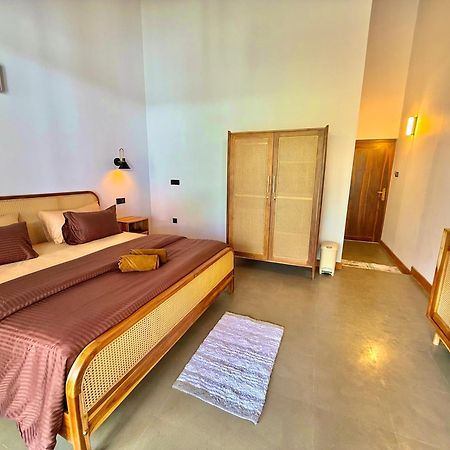 Ella Inn Hotel Εξωτερικό φωτογραφία
