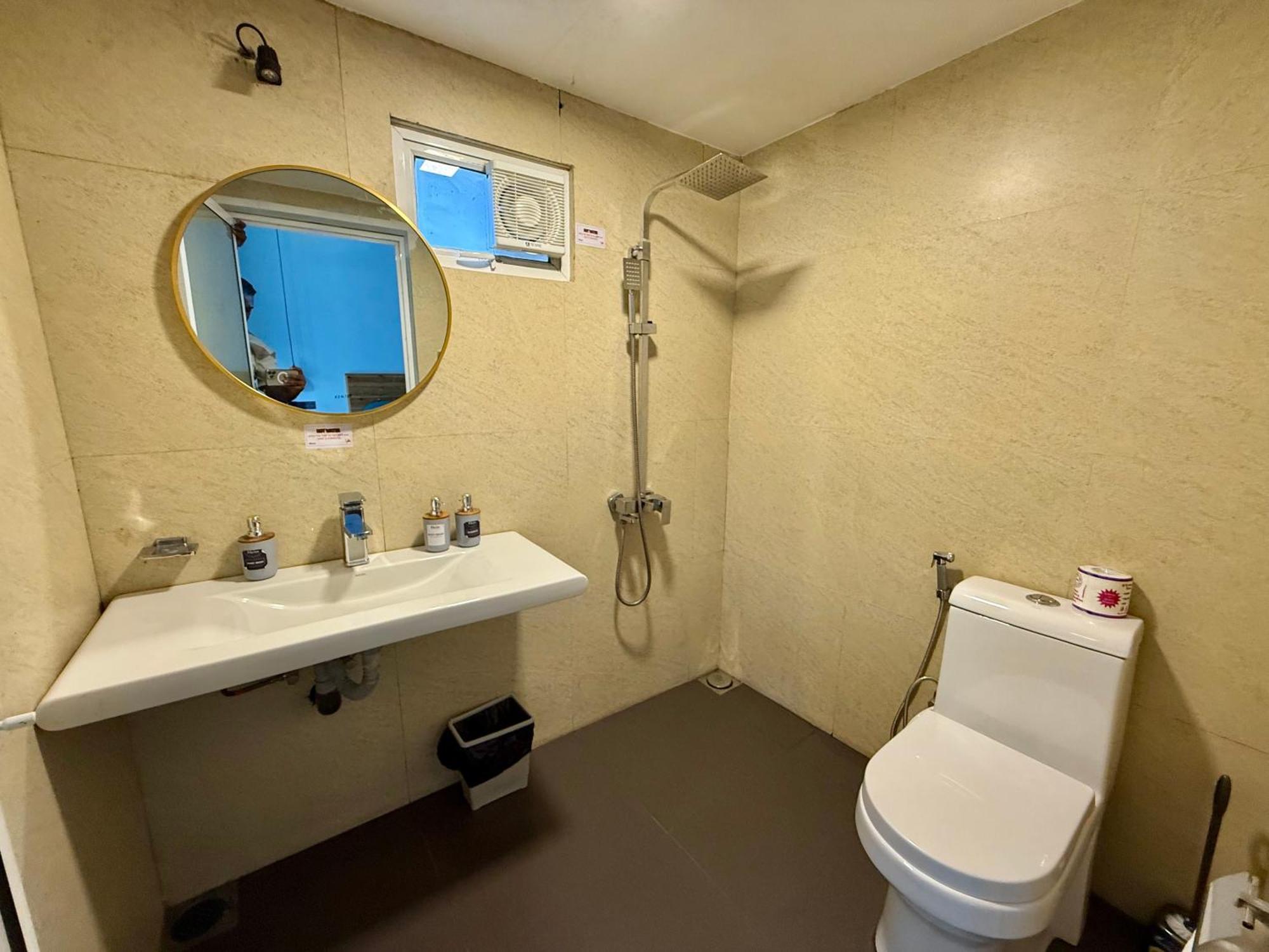 Ella Inn Hotel Εξωτερικό φωτογραφία